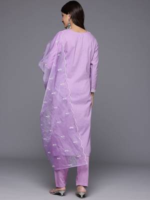Floral Embroidered Thread Work Pure Cotton Kurta With Trousers & Dupatta 6