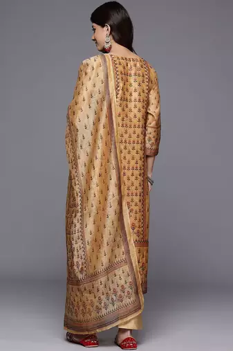 Women Floral Printed Regular Chanderi Silk Kurta With Trousers & Dupatta
