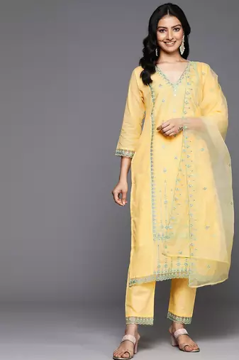 Floral Embroidered Thread Work Pure Cotton Kurta With Trousers & Dupatta