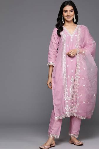 Women Floral Embroidered Thread Work Cotton Kurta with Trousers & With Dupatta