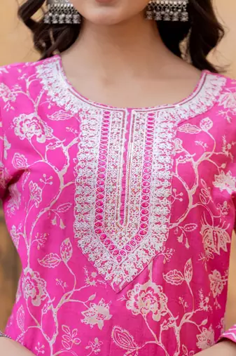 Floral Printed Regular Thread Work Kurta with Trouser & Dupatta