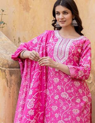 Floral Printed Regular Thread Work Kurta with Trouser & Dupatta 7