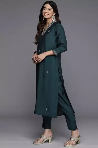 Women Ethnic Motifs Embroidered Regular Beads and Stones Kurta with Trousers & With Dupatta