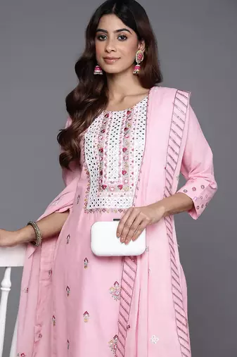 Floral Embroidered Thread Work Pure Cotton Kurta with Trousers & Dupatta