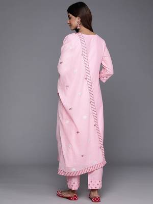 Floral Embroidered Thread Work Pure Cotton Kurta with Trousers & Dupatta 7