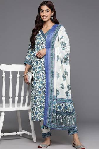 Women Floral Printed Angrakha Pure Cotton Kurta with Trousers & With Dupatta