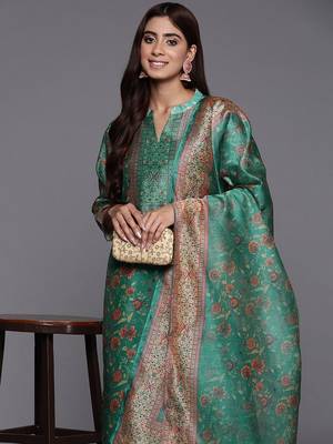 Women Floral Printed Regular Chanderi Silk Kurta with Trousers & Dupatta 2