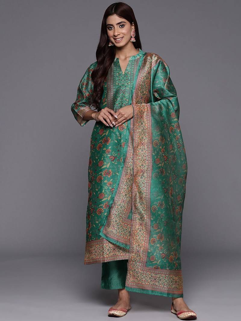 Women Floral Printed Regular Chanderi Silk Kurta with Trousers & Dupatta