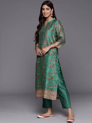 Women Floral Printed Regular Chanderi Silk Kurta with Trousers & Dupatta 6