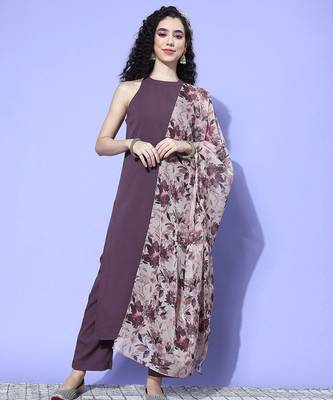 Regular Halter Neck Kurta with Trousers & Dupatta 3