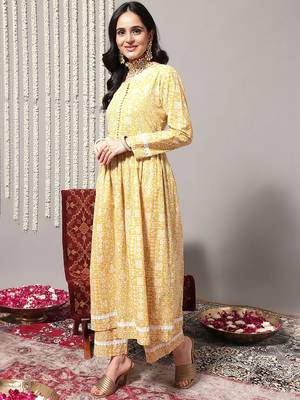 Ethnic Motifs Printed A-Line Pure Cotton Kurta with Trousers 5