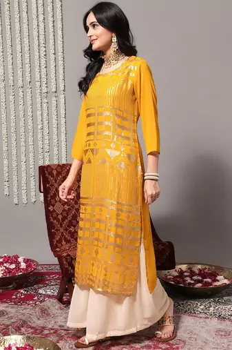 Ethnic Motifs Embroidered Sequinned Detail Straight Kurta & Sharara With Dupatta