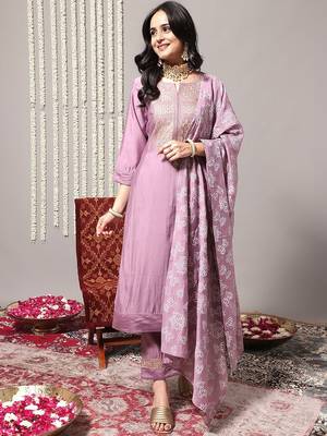 Ethnic Motifs Yoke Design Regular Sequinned Kurta With Trousers & Dupatta 1