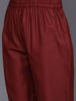 Halter Neck Straight Kurta with Trousers & Dupatta 3