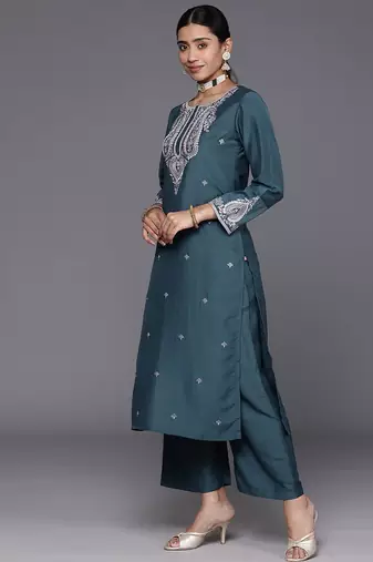 Ethnic Motifs Embroidered Regular Sequinned Kurta with Trousers & Dupatta