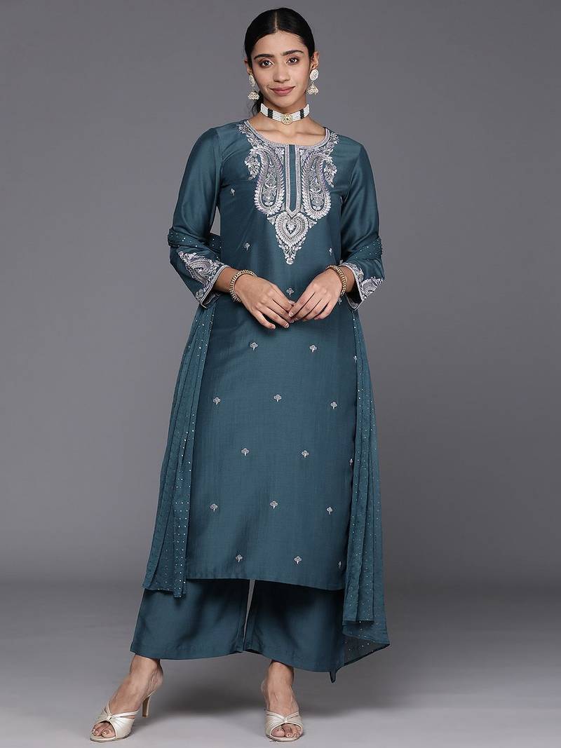 Ethnic Motifs Embroidered Regular Sequinned Kurta with Trousers & Dupatta