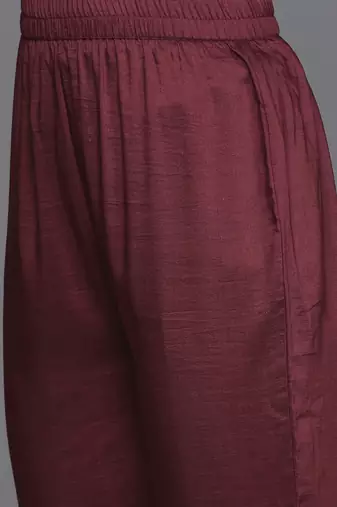 Women Floral Embroidered Regular Kurta with Trousers & With Dupatta