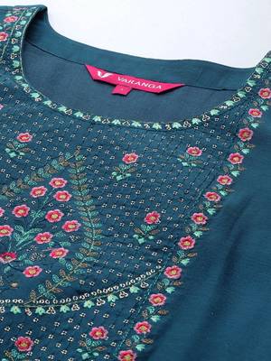 Floral Embroidered Sequinned Chanderi Silk Kurta With Trousers & With Dupatta 3