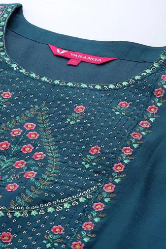 Floral Embroidered Sequinned Chanderi Silk Kurta With Trousers & With Dupatta