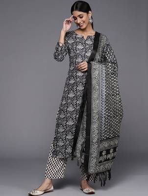 Women Digital Winter Printed Kurta Palazzo &Dupatta 1