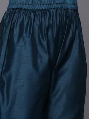 Women Navy Blue Floral Embroidered Thread Work Kurta with Trousers & With Dupatta 4