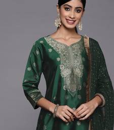 Women Green Kurta with Trousers & With Dupatta