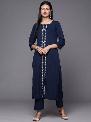 Women Navy Blue Ethnic Motifs Embroidered Panelled Thread Work Kurta with Trousers 1