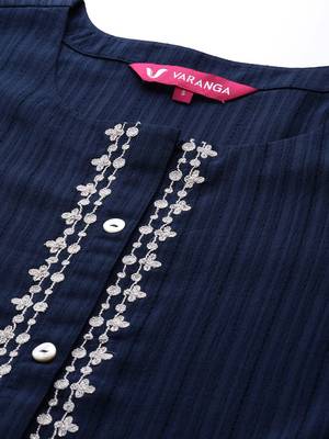 Women Navy Blue Ethnic Motifs Embroidered Panelled Thread Work Kurta with Trousers 2