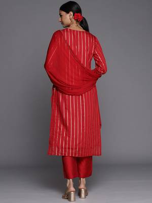 Women Red Floral Embroidered Kurta with Trousers & With Dupatta 7