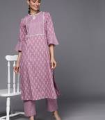 Women Mauve Pure Cotton Ethnic Motifs Printed Kurta with Trousers