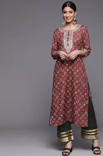 Women Maroon Ethnic Motifs Embroidered Kurta with Palazzos