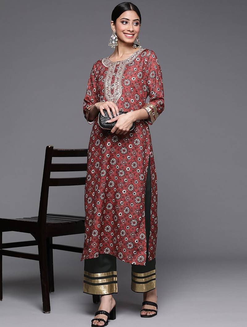 Women Maroon Ethnic Motifs Embroidered Kurta with Palazzos