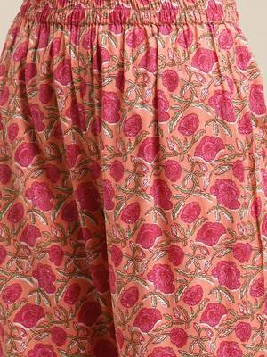 Women White Floral Printed Kurta with Sharara & With Dupatta 3