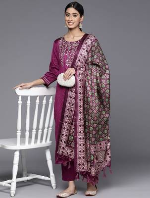 Floral Embroidered Sequinned Kurta With Trousers & Dupatta 1