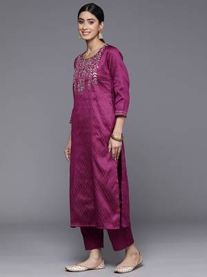 Floral Embroidered Sequinned Kurta With Trousers & Dupatta 6