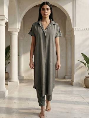Women Regular Kurta with Trousers 1