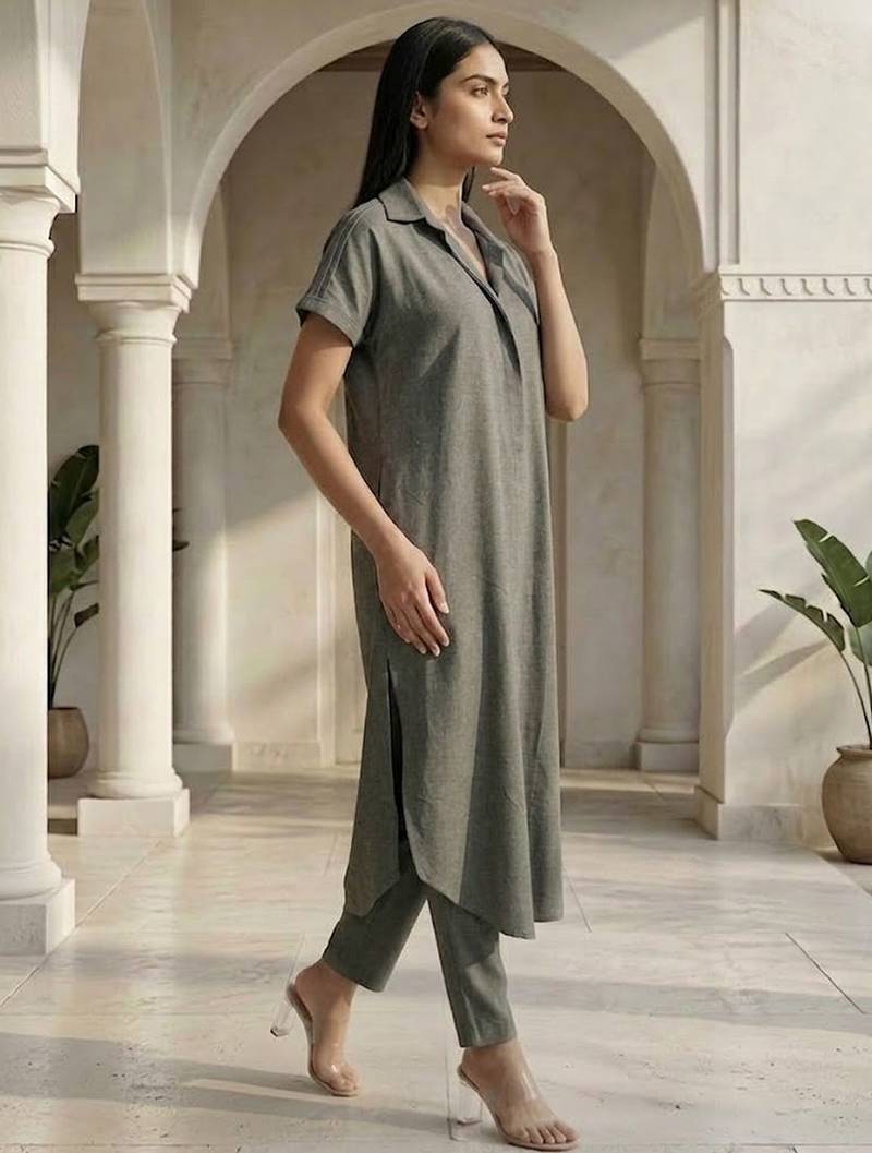 Women Regular Kurta with Trousers