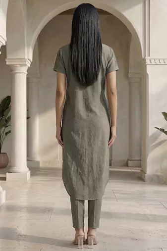 Women Regular Kurta with Trousers