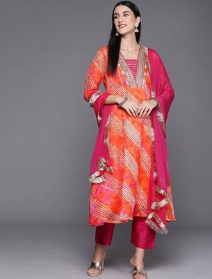 Leheriya Printed Straight Kurta with Trousers & With Dupatta 1
