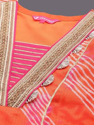 Leheriya Printed Straight Kurta with Trousers & With Dupatta 2