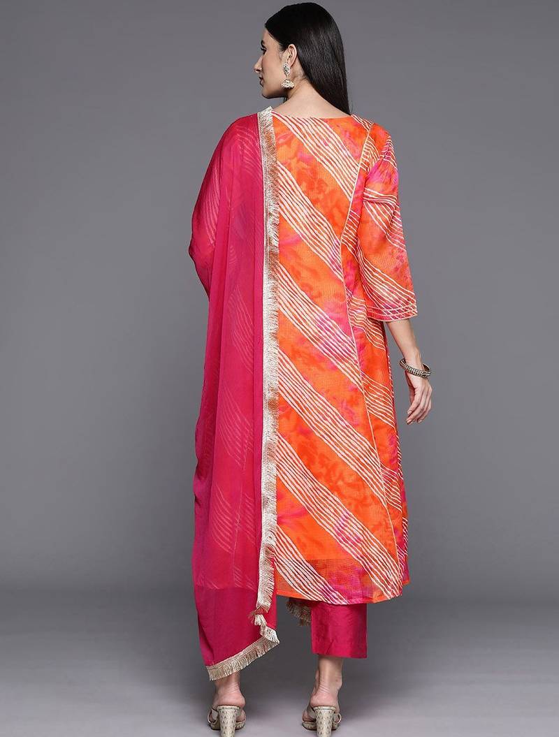 Leheriya Printed Straight Kurta with Trousers & With Dupatta