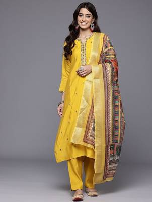 Ethnic Motifs Zari Embroidered Mirror Work Kurta With Trousers & Dupatta 1