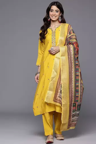 Ethnic Motifs Zari Embroidered Mirror Work Kurta With Trousers & Dupatta