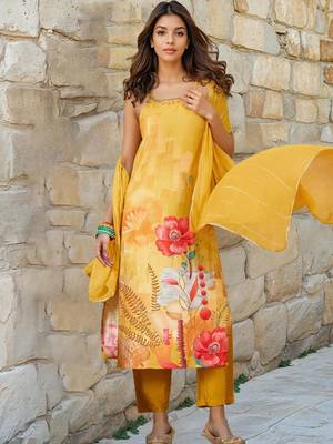 Floral Printed Beads & Stones Kurta With Trousers & Dupatta 1