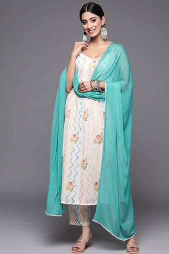 Women Off White Floral Printed Pleated Gotta Patti Kurta with Trousers & With Dupatta