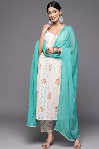 Women Off White Floral Printed Pleated Gotta Patti Kurta with Trousers & With Dupatta