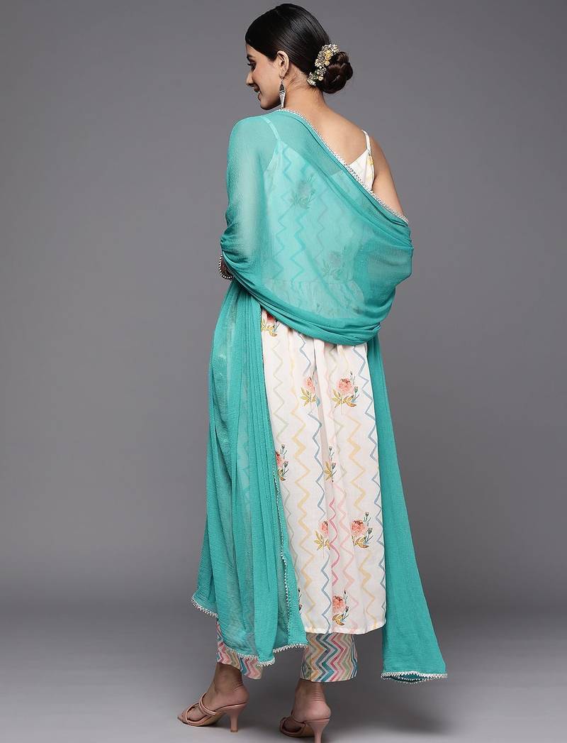 Women Off White Floral Printed Pleated Gotta Patti Kurta with Trousers & With Dupatta