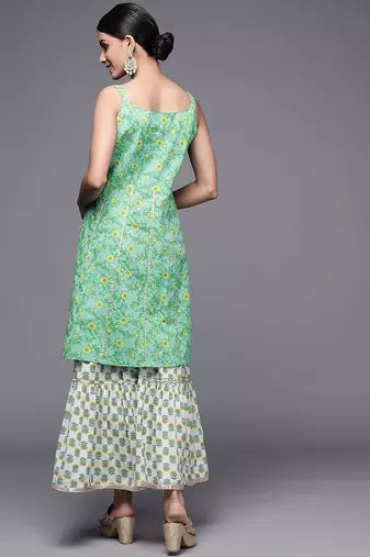 Women Green Floral Printed Pure Cotton Kurti with Sharara