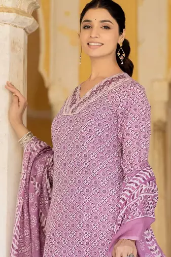 Ethnic Motifs Printed Regular Straight Kurta with Trousers & Dupatta