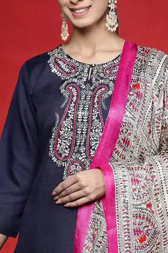 Women Paisley Embroidered Kurta with Trousers & Dupatta
